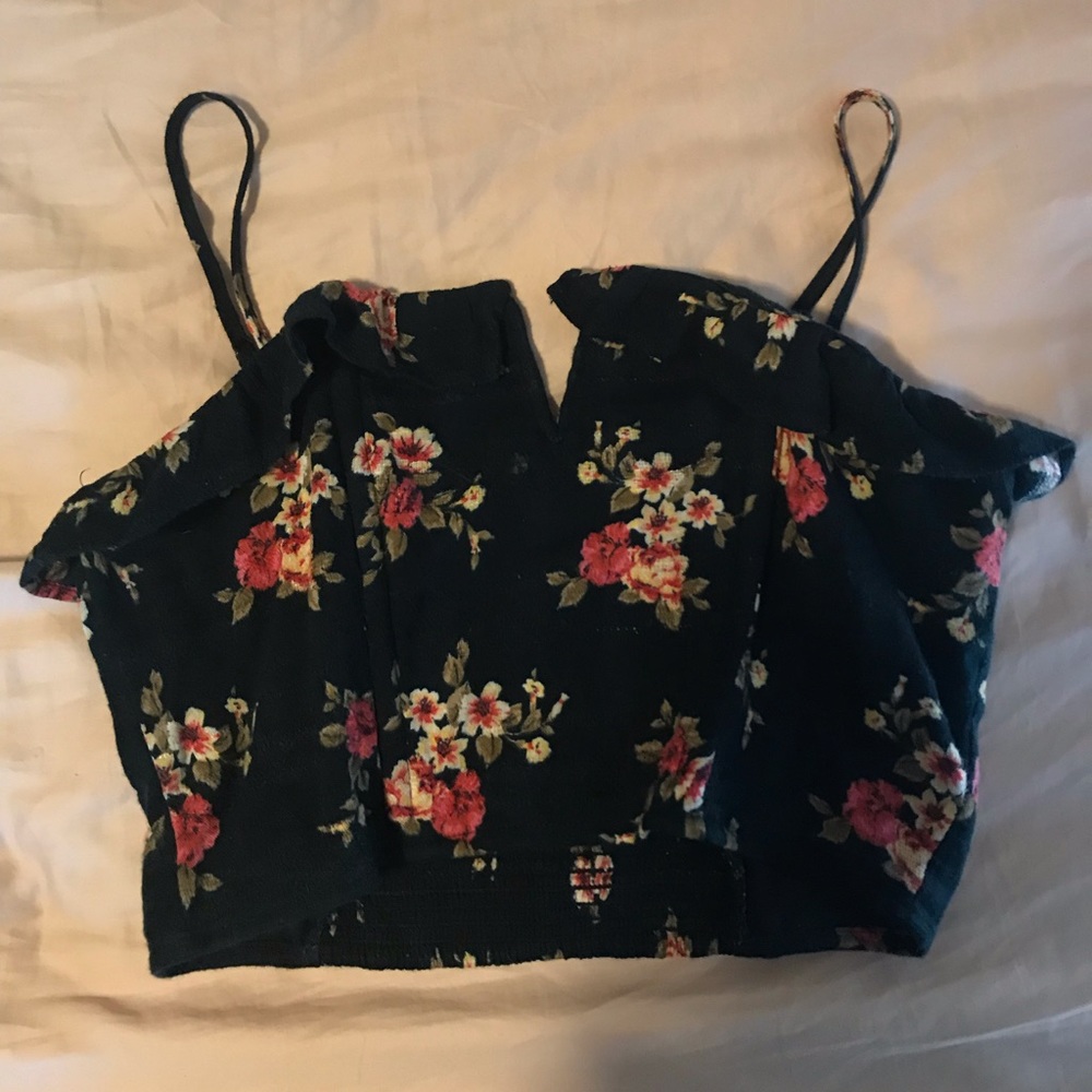 American Eagle crop top